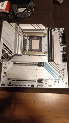 Placa mãe Jginyue B760M Snow Dream DDR5