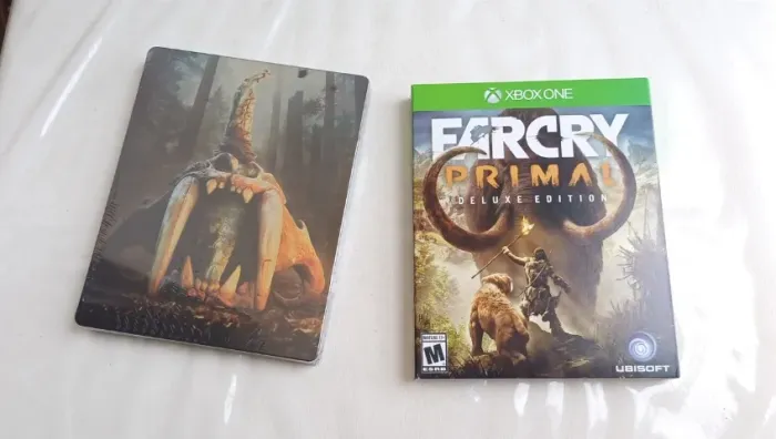 Jogo Far Cry Primal Deluxe Edition Steelbook Xbox Lacrado