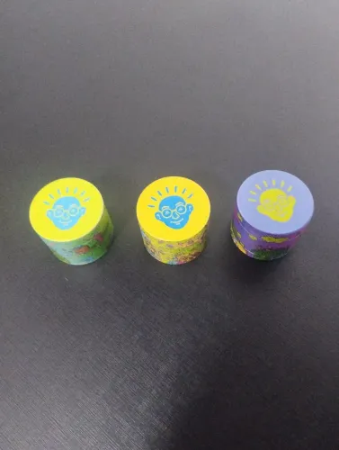 Dichavador 4 cm metal quatro partes BEM BOLADO