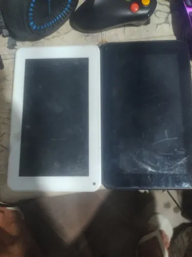 2 tablets mutlauser sem bateria não sei se estão funcionando viu