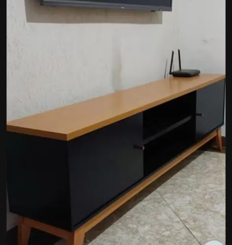 Rack para TV até 75 polegadas- 2 portas italia-180cm