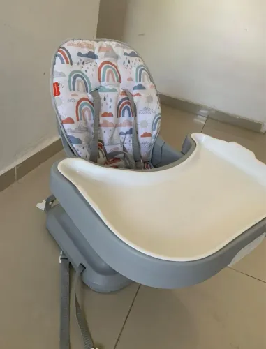 Cadeira de alimentação para bebê 