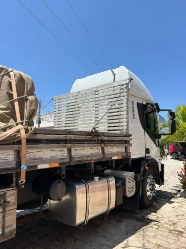 Iveco tector 240e28 ano 2014