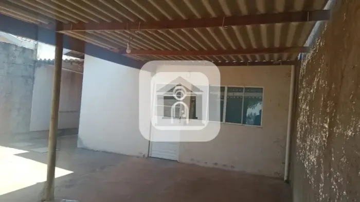 Casa para locação e venda no bairro Loteamento Residencial Pequis