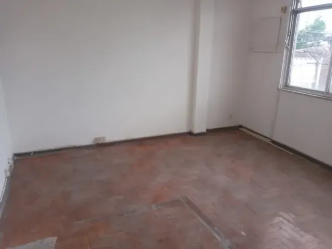 Sala comercial Centro - São Gonçalo- RJ.
