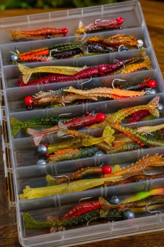 VENDO LOTE DE ISCAS ARTIFICIAIS PARA PESCA VARIADA