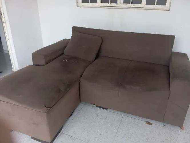 Sofá em L
