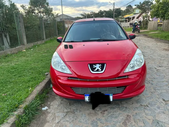 Peugeot 207 XR 1.4 Flex 8V 5P 2013