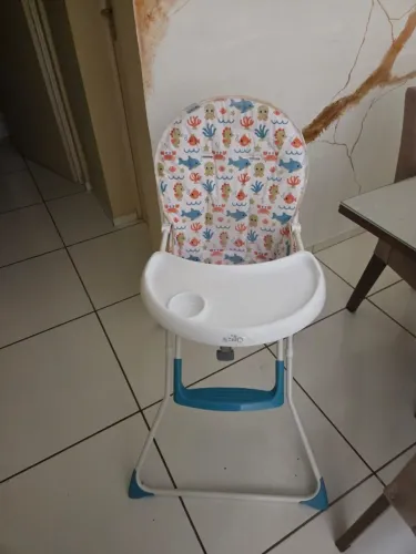 Cadeira alimentação de bebê.