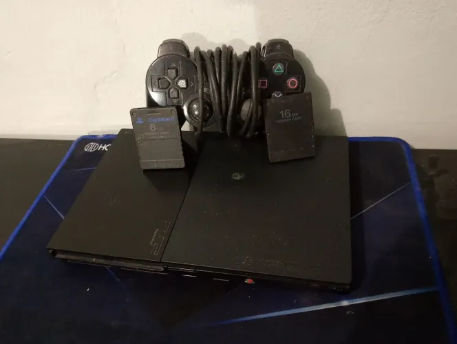 PS2 Slim + Controle Original + 2 Memory Cards