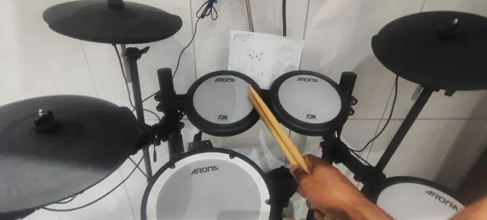 Bateria eletrônica AROMA TDX-22
