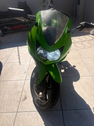 Moto Ninja com tela multimídia e carregador para celular, só pegar e andar!!