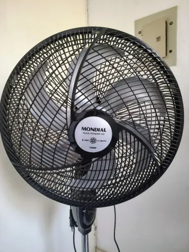 Ventilador de Coluna 40cm Super Power VSP40C 6 Pás 3 Velocidades Mondial 127v