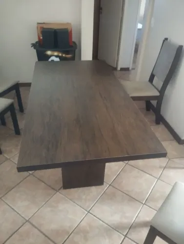 Mesa de jantar 6 cadeiras