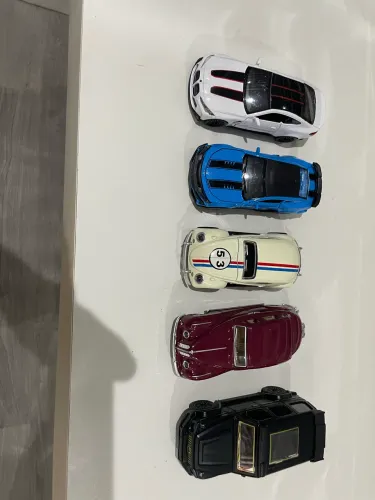Lote 2  com 5  lindas miniaturas