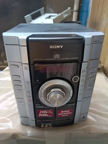 Reliquia,Som  Sony HCD-RG222 sem as caixas  para manutenção ou peças
