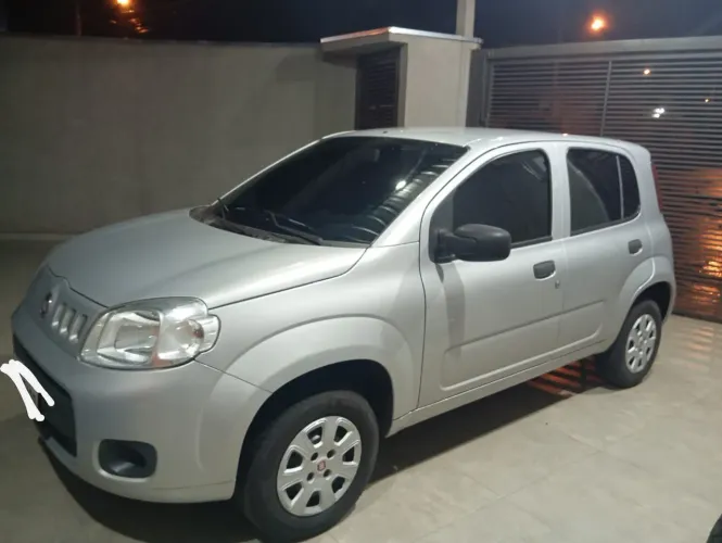 Fiat Uno Vivace/rua 1.0 EVO Fire Flex 8V 5P 2014