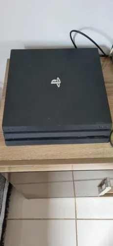 Ps4 pro 1 terá de memória