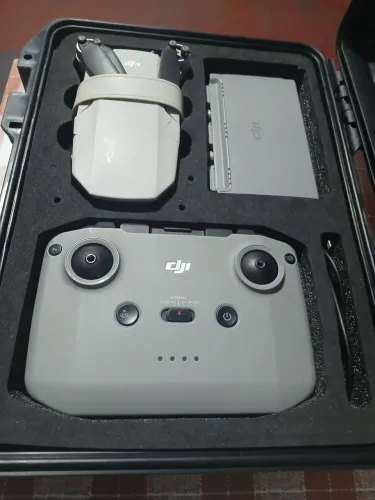 drone dji mini 2 + maleta + case carregamento e 3 baterias + controle