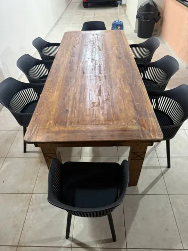 Mesa de Madeira 2,50 x 1m com 8 cadeiras De Jantar Estofada