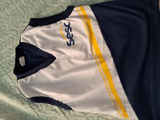 Farda escolar Sesc escola (menina) 04 meses de uso