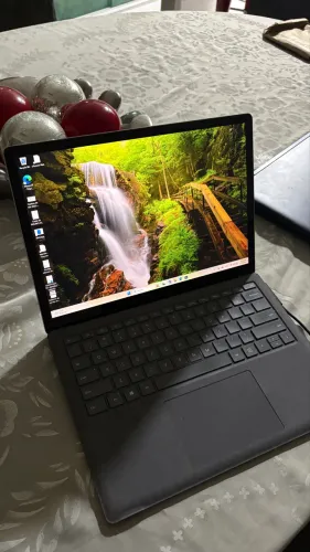 Microsoft surface Laptop 3