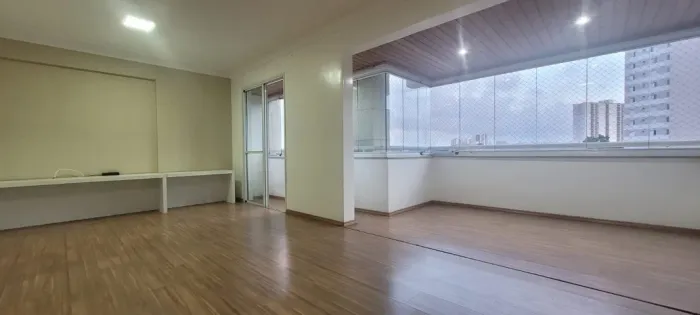 Apto à venda no Condomínio Paris - Com terraço gourmet e 3 suítes (oportunidade)