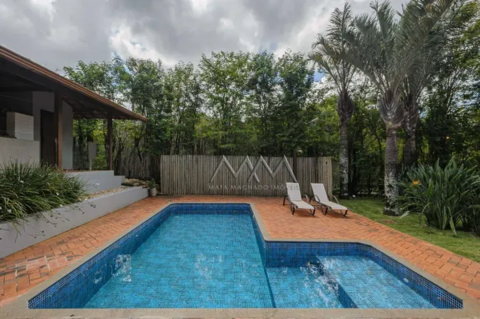 Casa à Venda no Condomínio Bosque da Ribeira | 454 m² - 4 quartos