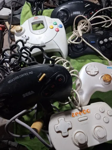Kit com 8 joystick Sega,dreamcast wii zeebo