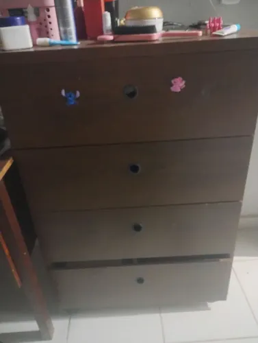 Vendo cômoda 