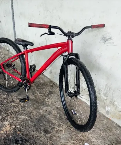 Bicicleta usada bom estado
