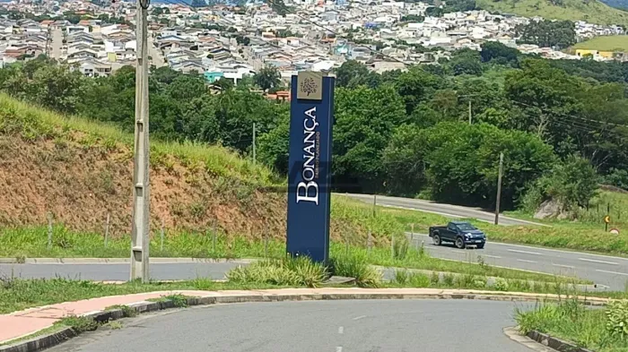 Terreno comercial à venda com 259m² no Residencial Bonança I, Bragança Paulista