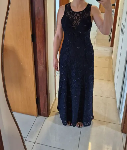 Vestido longo de festa azul-marinho