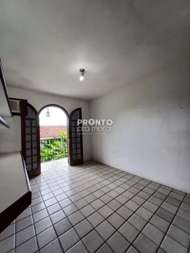 Casa com 6 quartos em Várzea