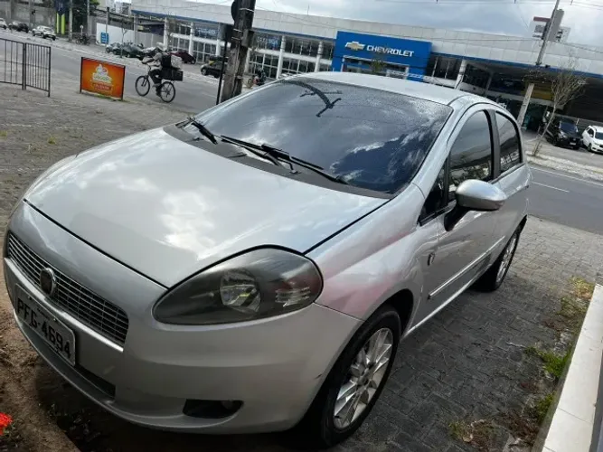 Fiat Punto Attractive 1.4 Fire Flex 8V 5P 2012