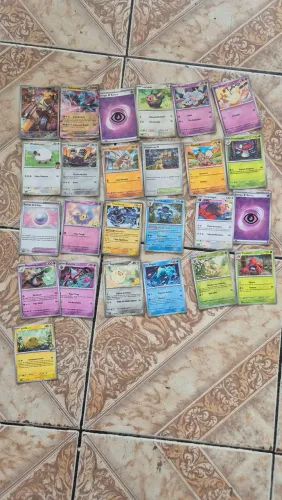 25 cartas pokemon a venda