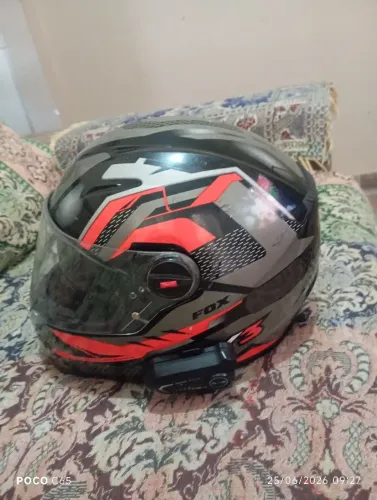 Capacete FW3 com viseira fumê interna 