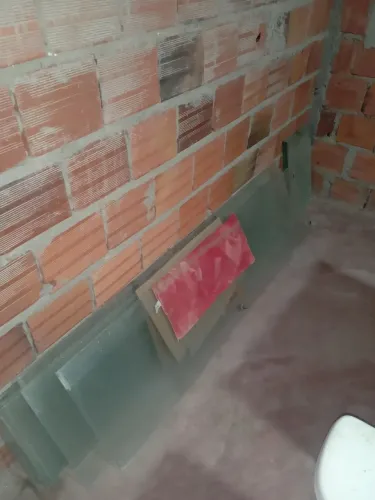 Vidros para box,janelas e porta R$200 10 peças