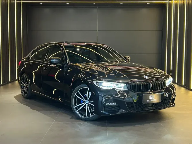 BMW 320I A 2.0 TB M Sport Activeflex 16V 4P 2022
