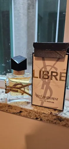 Perfume Yves Saint Laurent Libre Feminino - 30 ML EDP
