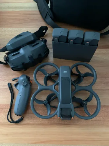 Drone DJI Avata 2 - combo completo 3 baterias