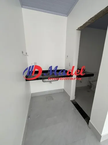 Loja ótima localização, de frente a Qd Central.
