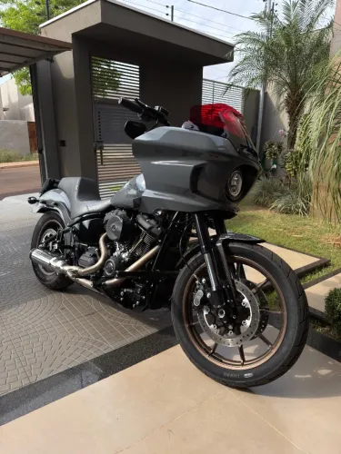 Low Rider S / ST