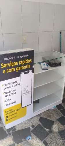 Vende se esse balcão