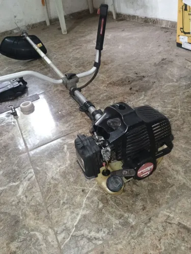 Roçadeira Kavashima 43cc