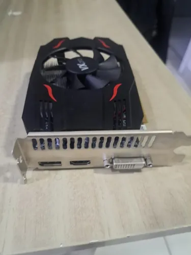 Placa De Vídeo Nvidia Geforce 4gb Gtx 550ti