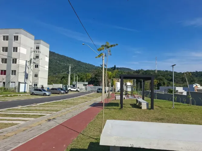 Alugo Apartamento em Várzea das Moças - São Gonçalo - RJ