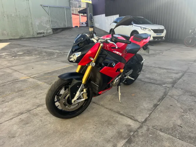 S1000 naked