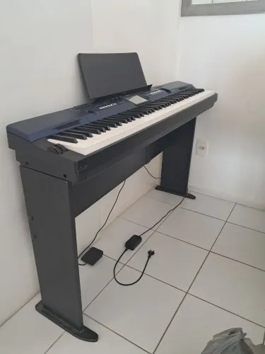 Piano Digital Cassio Prívia PX-560M