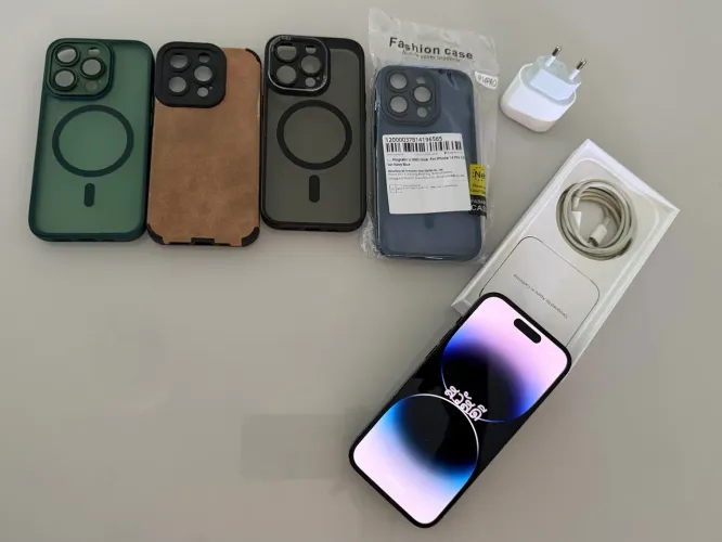 IPHONE 14 PRO - Extremamente conservado + acessórios originais
